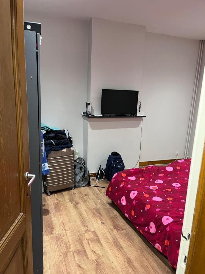 Grande Maison Avec Plusieurs Chambres A Louer เลียจ ภายนอก รูปภาพ